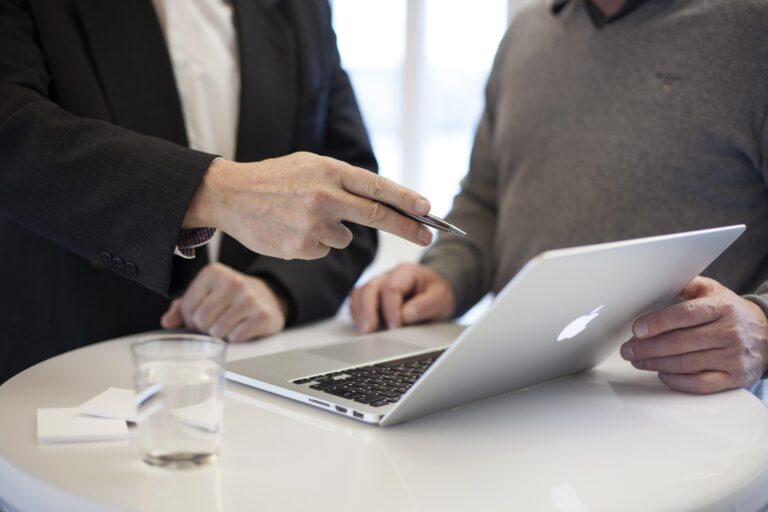 Hábitos Financeiros Saudáveis: Como Construir os Seus 5 bertholdbrodersen consulting 3031678 1920
